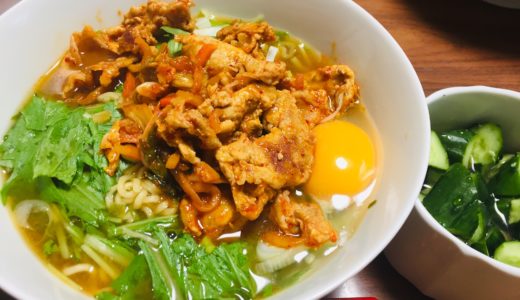 在宅勤務ランチ 札幌一番味噌ラーメン豚キムチのせ