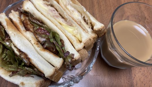 在宅勤務ランチ　カツサンドとツナメルト