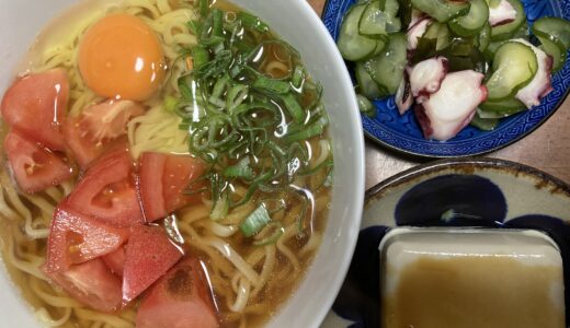 トマトラーメンでランチ