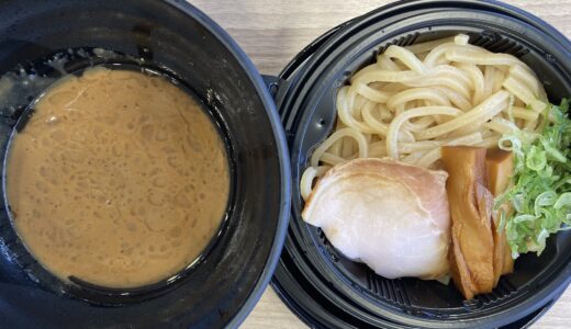 カッパ寿司でとみたのつけ麺とうにいくら祭りとマンゴー杏仁豆腐