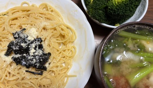 カルディのパスタソースを使ってうにクリームパスタと蕪とトマトの味噌スープでランチ